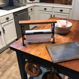Farmhouse Black Iron and Wood paper towel holder